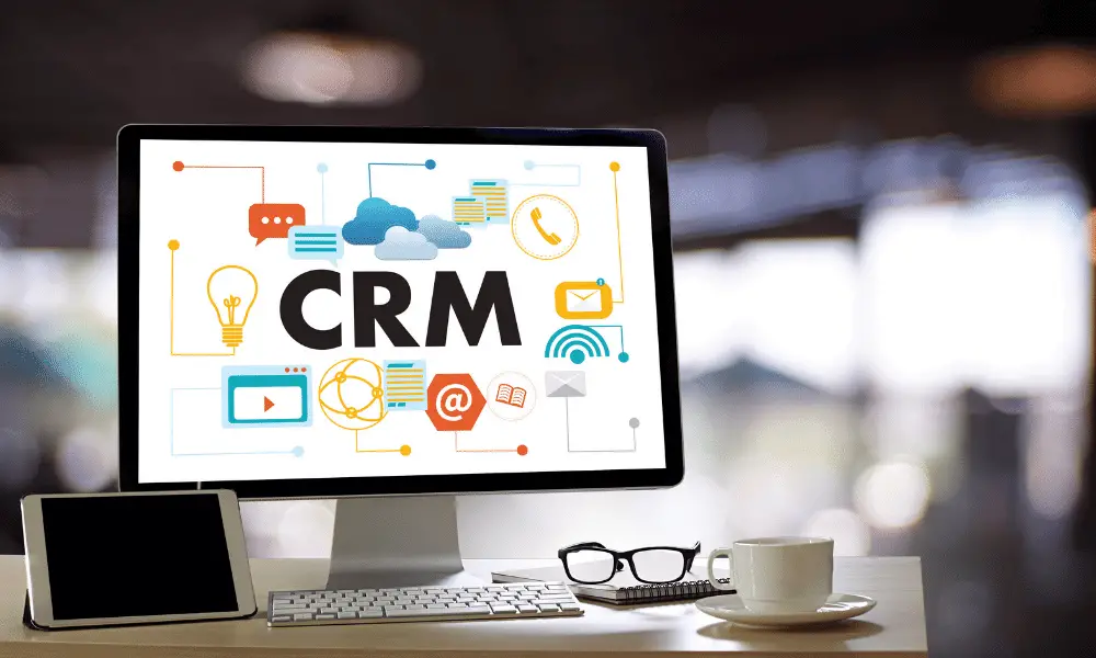 6 Best CRM Software for Real Estate Agents in 2022