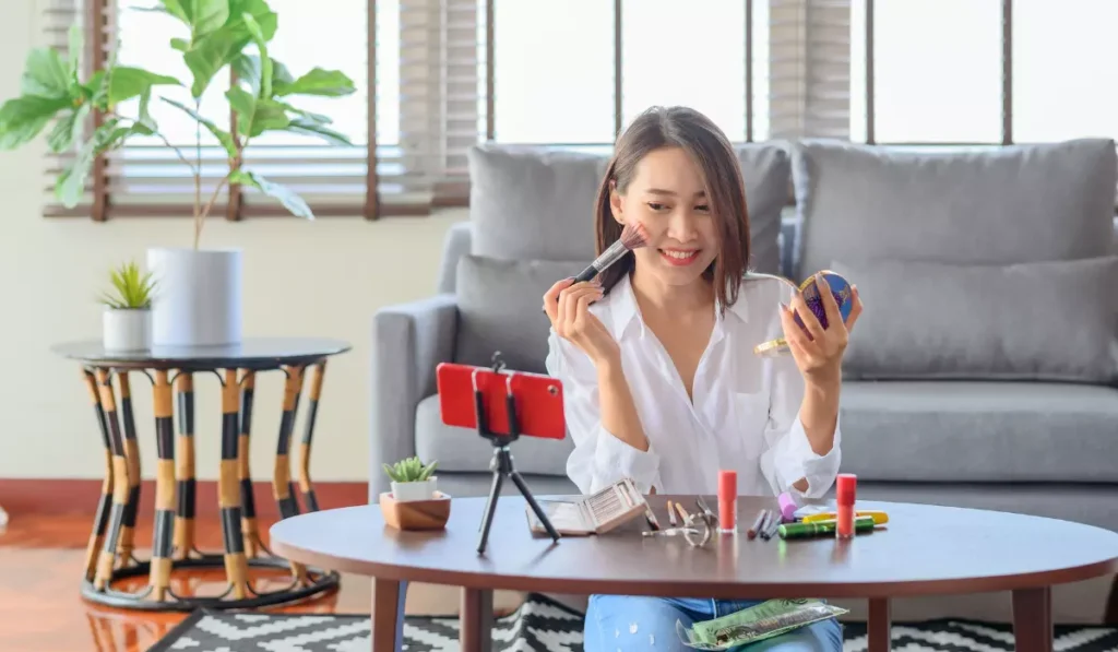 How to Use Influencer Marketing for eCommerce