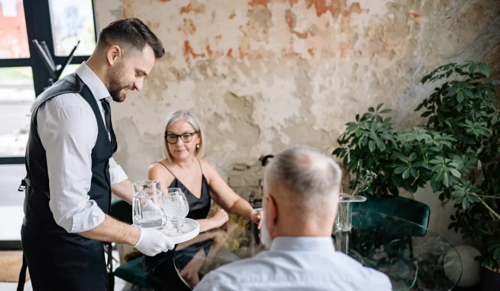 How Restaurant Management Software Enhances Customer Experience
