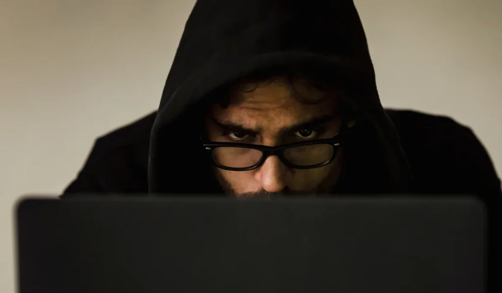 Securing The Business: How Passwordless Authentication Prevents Cyber Threats
