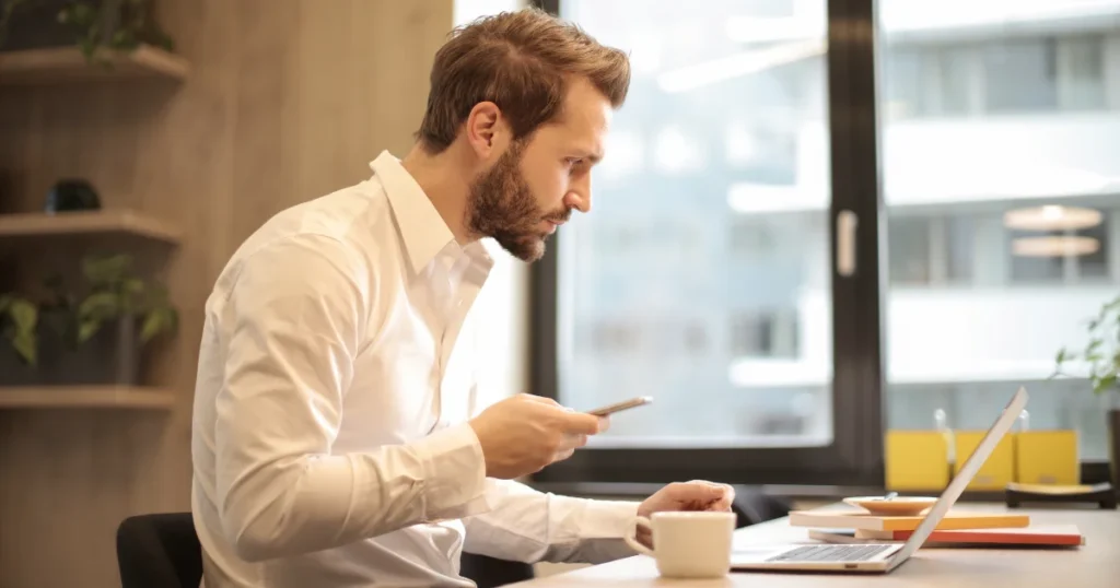 Strategic Play - Business Insights from the World of Traditional Card Games