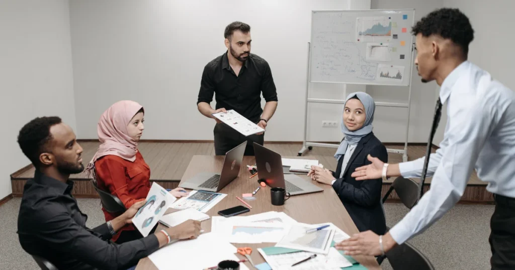 Helpful Tips for Aspiring Corporate Leaders